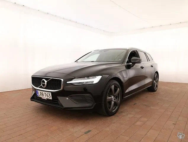 Volvo V60 T6 TwE AWD Momentum aut - Polttoainetoiminen lisäl Image 4