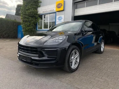 PORSCHE Macan 2.0 T